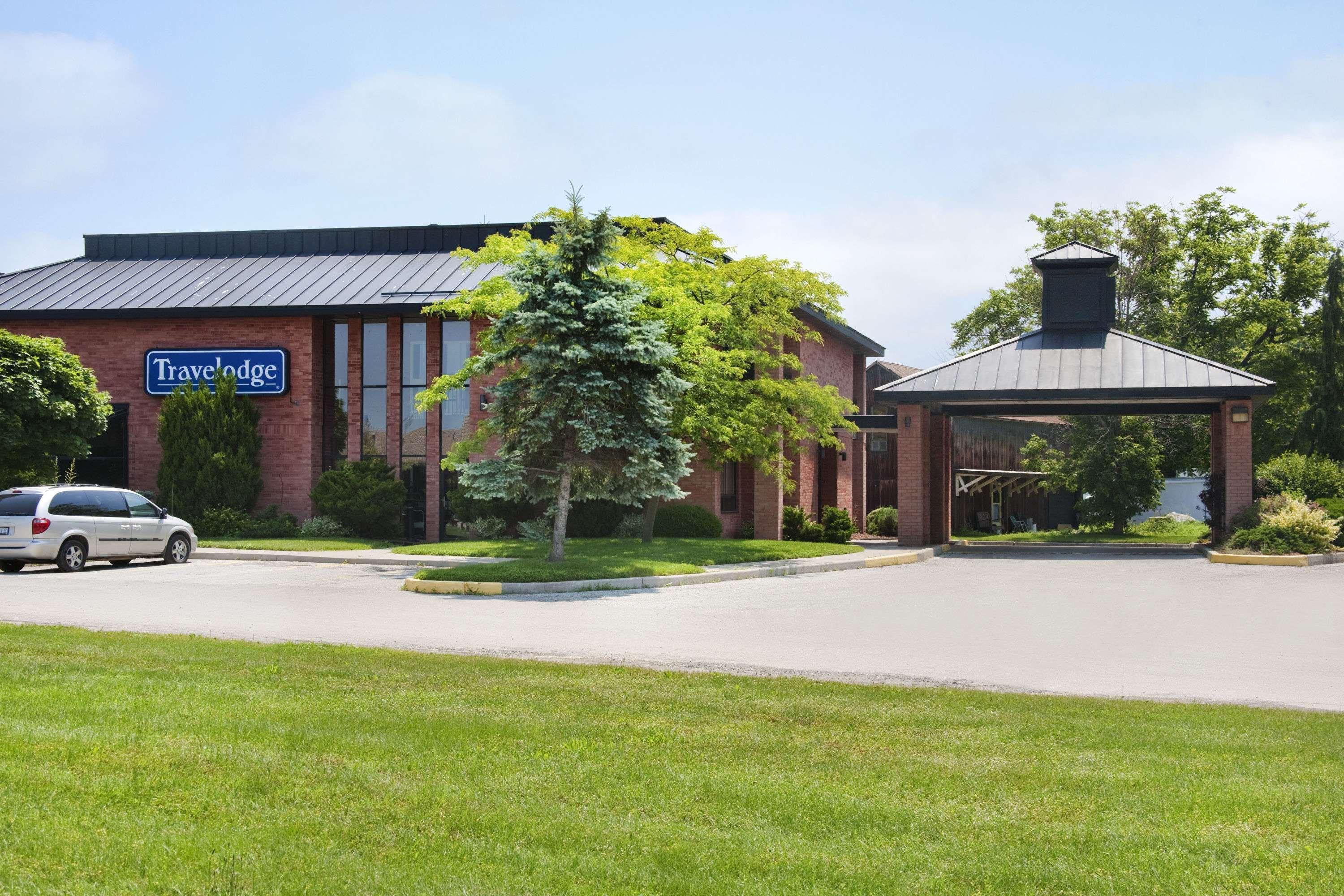 Travelodge By Wyndham Chatham Exteriér fotografie